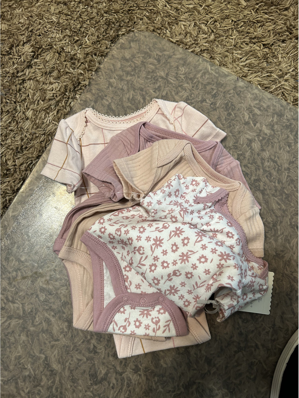 Cloud Island 4-Pack Short-Sleeve Baby Bodysuits - Soft Pastel Mix